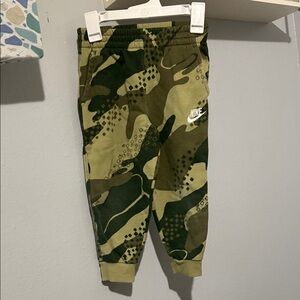 Nike Kids Camouflage Joggers - Olive Green